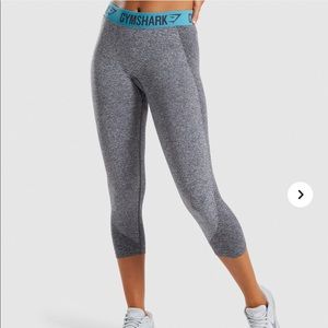 NWOT! Gymshark Flexed Cropped Leggings